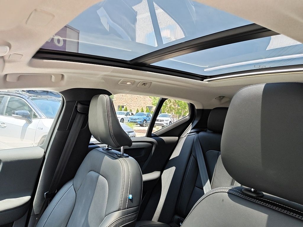 2026 Volvo XC40 B5 Plus Hunt Valley MD