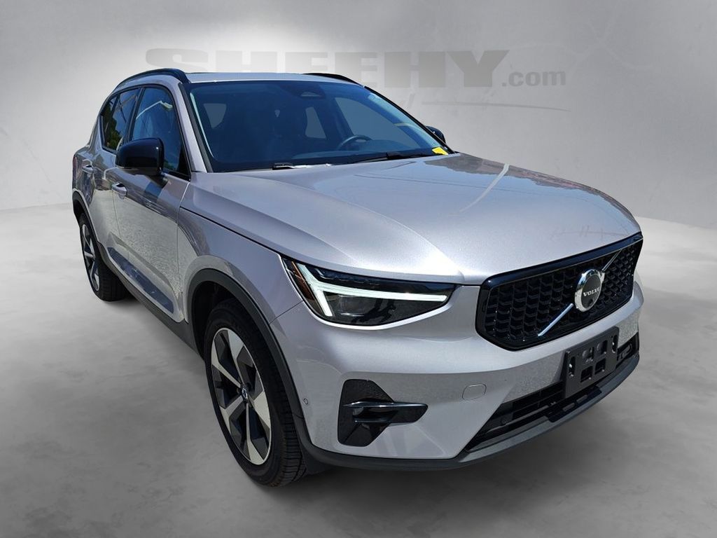 2026 Volvo XC40 B5 Plus Hunt Valley MD