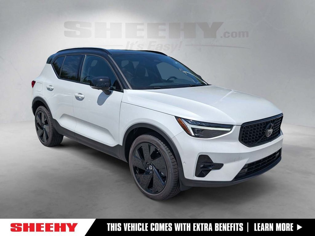 2026 Volvo XC40