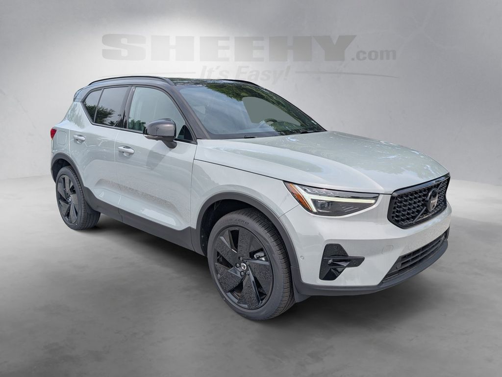 2026 Volvo XC40 B5 Ultra Black Edition Hunt Valley MD