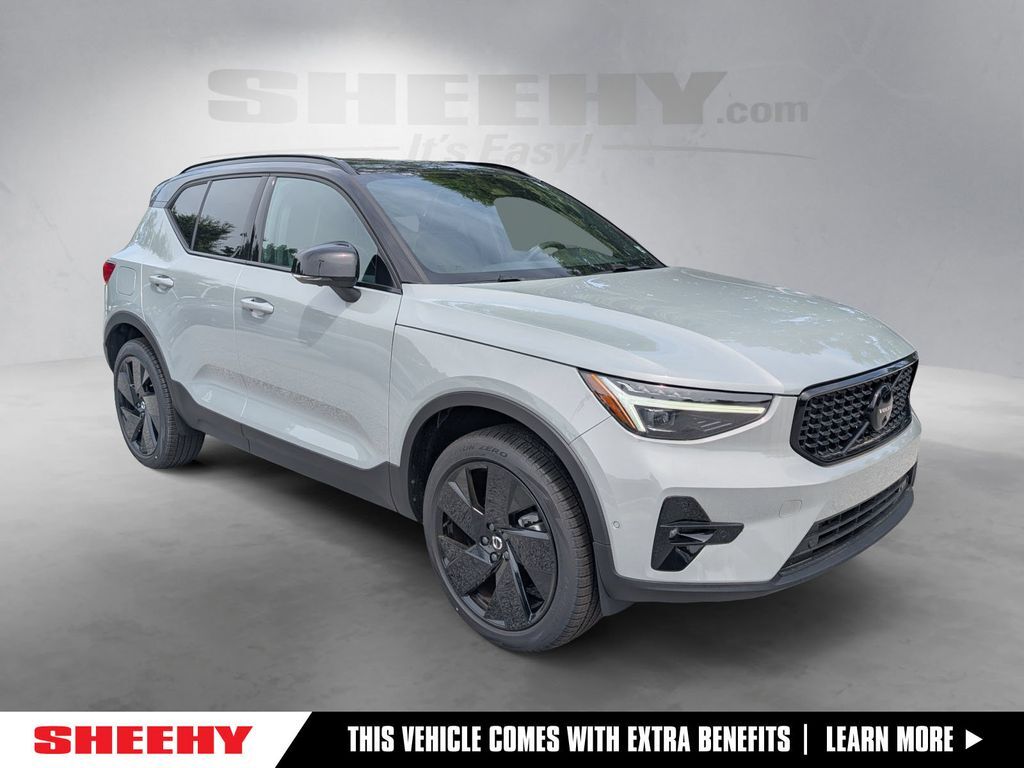 2026 Volvo XC40