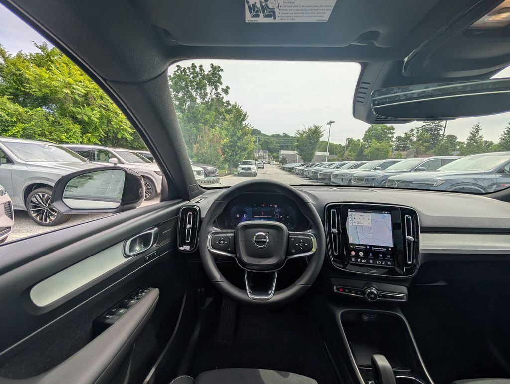 2026 Volvo XC40 B5 Ultra Black Edition Hunt Valley MD