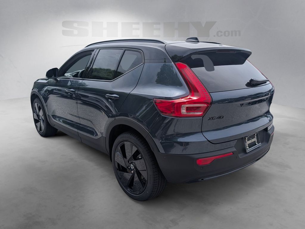2026 Volvo XC40 B5 Ultra Black Edition Hunt Valley MD