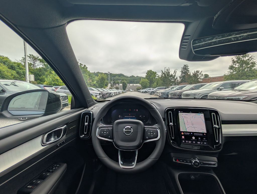 2026 Volvo XC40 B5 Ultra Black Edition Hunt Valley MD
