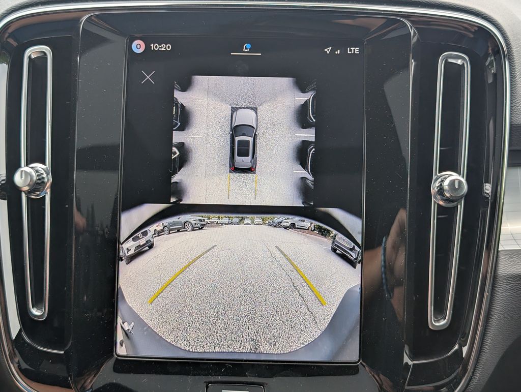 2026 Volvo XC40 B5 Ultra Black Edition Hunt Valley MD