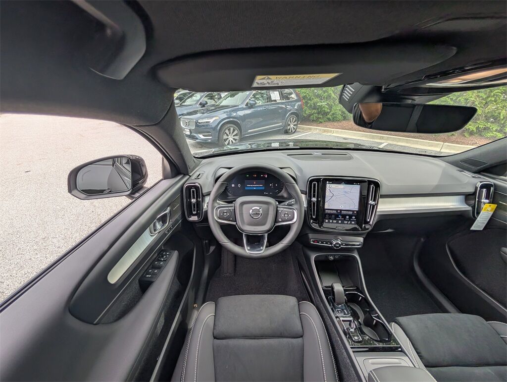 2026 Volvo XC40 B5 Ultra Black Edition Hunt Valley MD