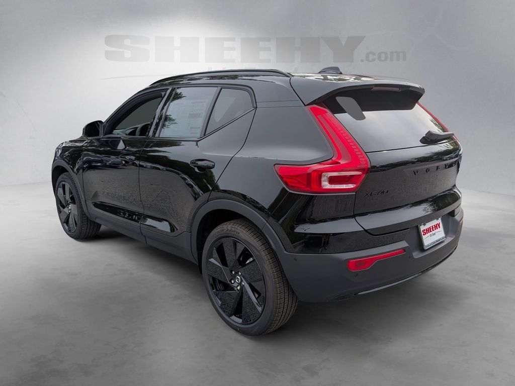 2026 Volvo XC40 B5 Ultra Black Edition Hunt Valley MD