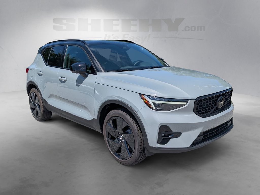 2026 Volvo XC40 B5 Ultra Black Edition Hunt Valley MD