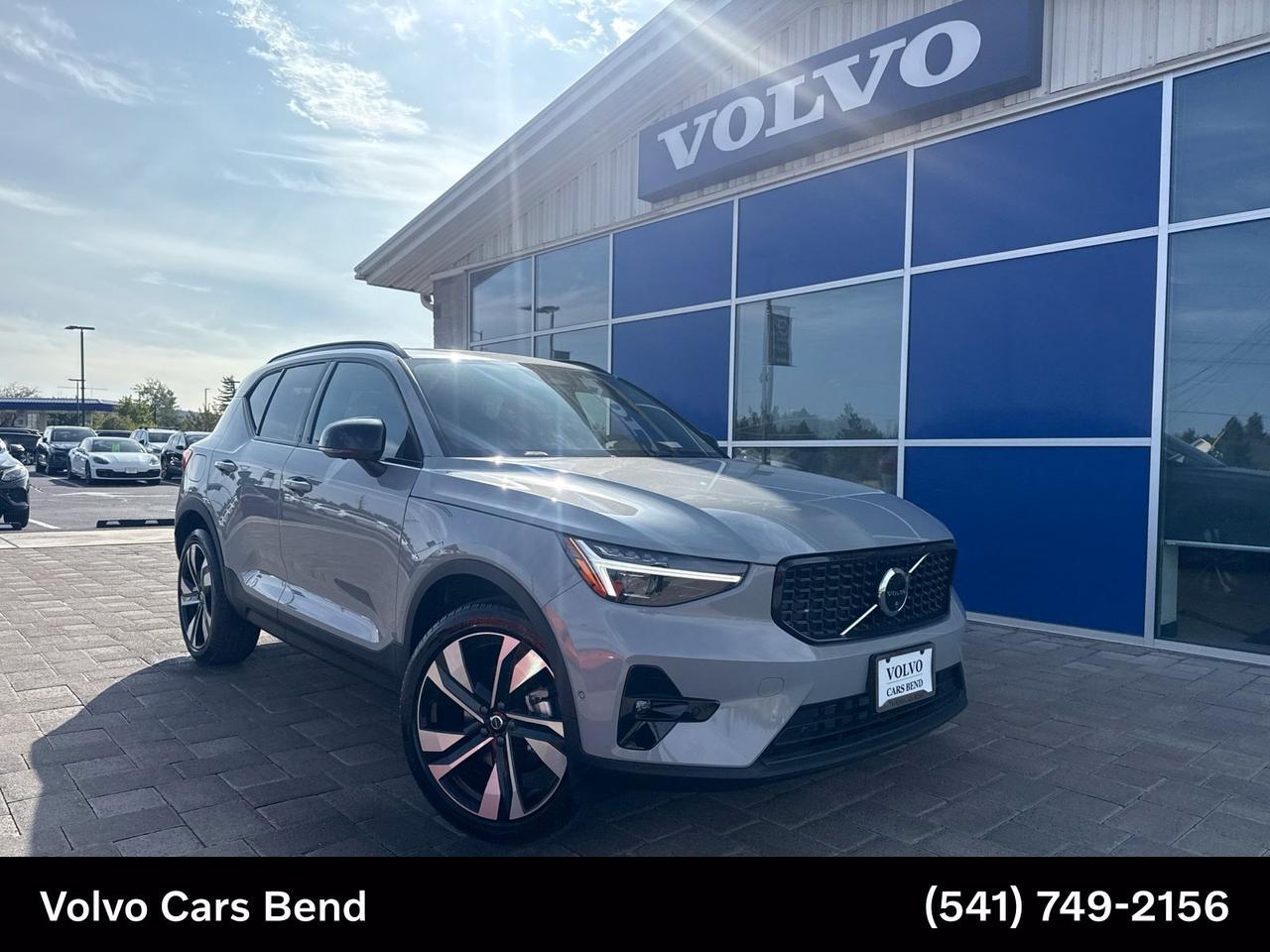 2026 Volvo XC40 B5 Ultra