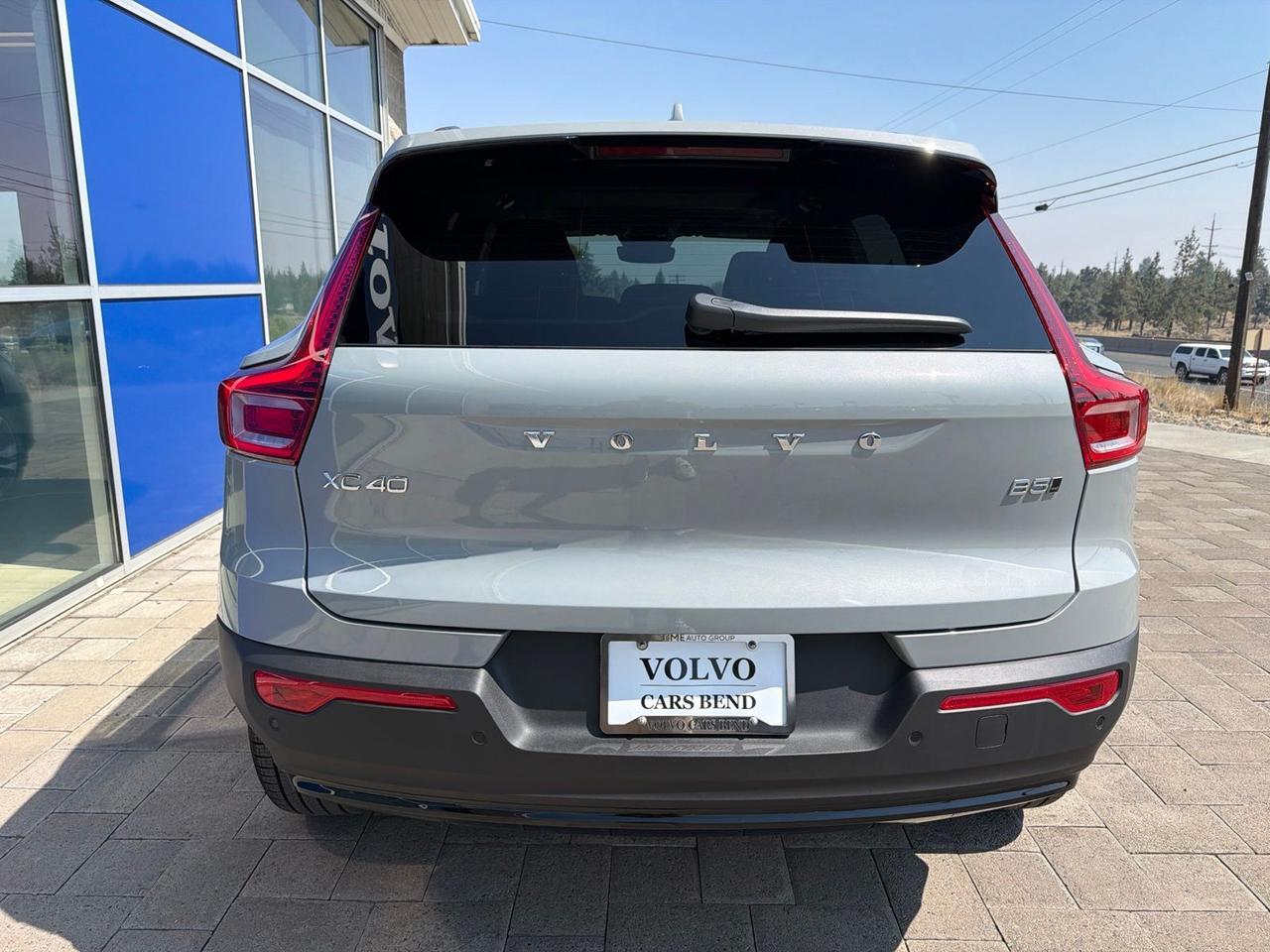 2026 Volvo XC40 B5 Ultra Bend OR