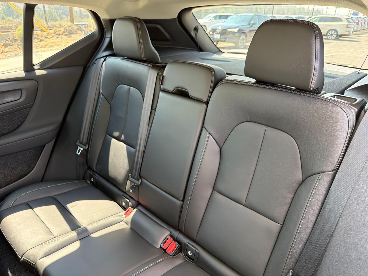 2026 Volvo XC40 B5 Ultra Bend OR