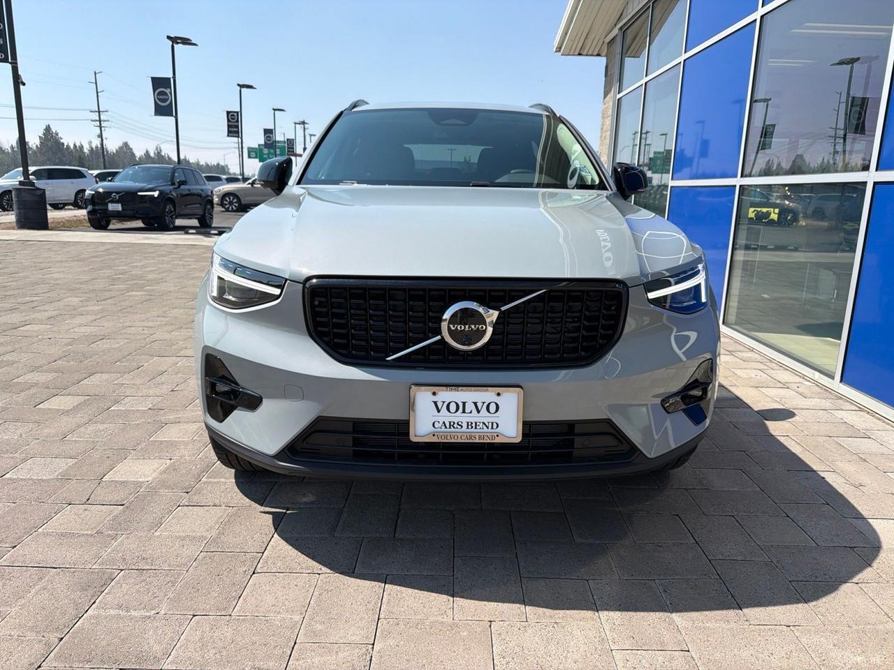 2026 Volvo XC40 B5 Ultra Bend OR