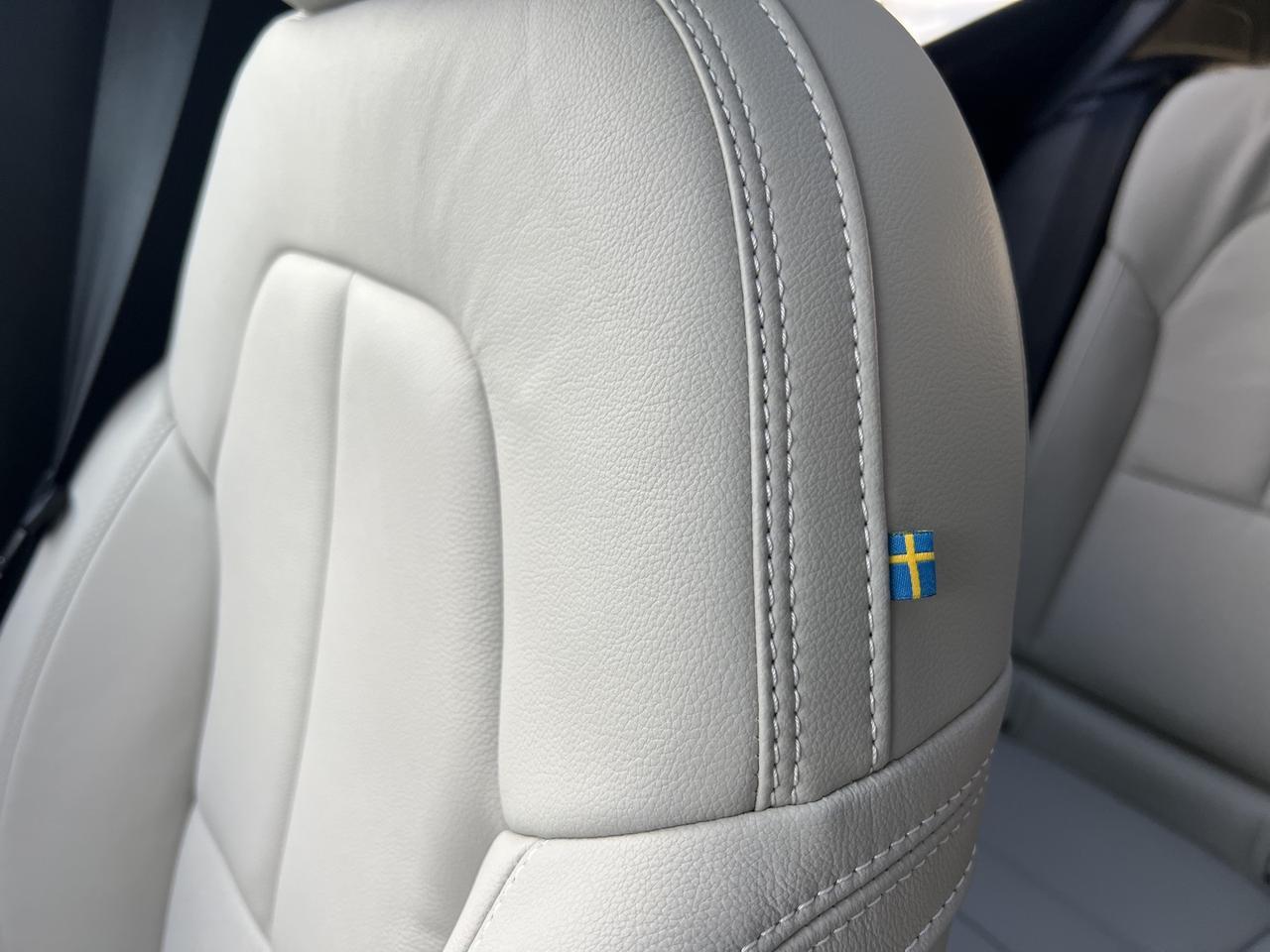 2026 Volvo XC40 B5 Ultra Bend OR