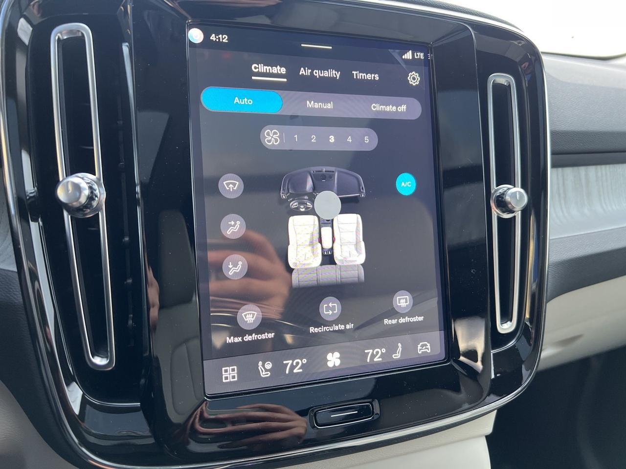 2026 Volvo XC40 B5 Ultra Bend OR