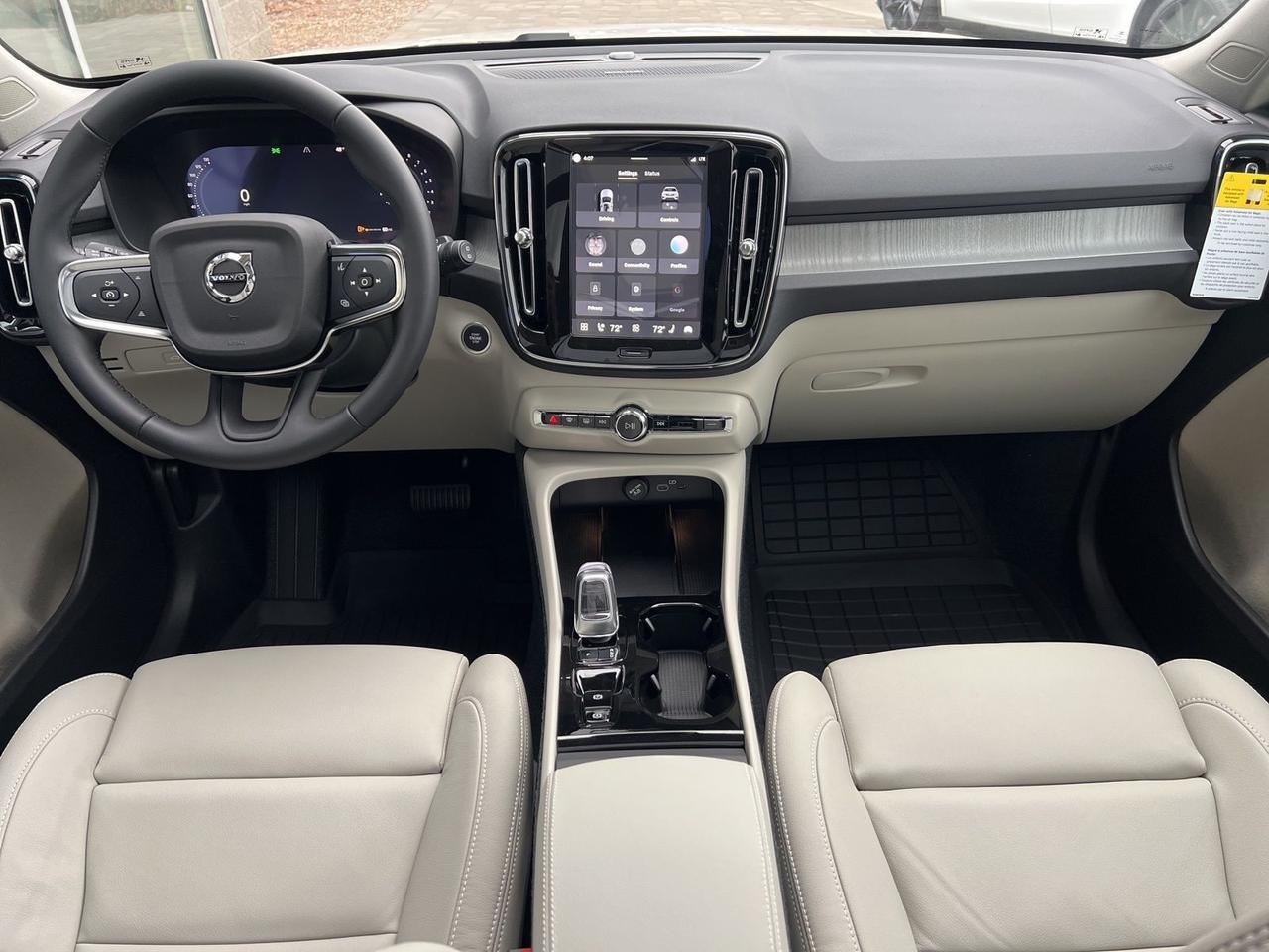 2026 Volvo XC40 B5 Ultra Bend OR