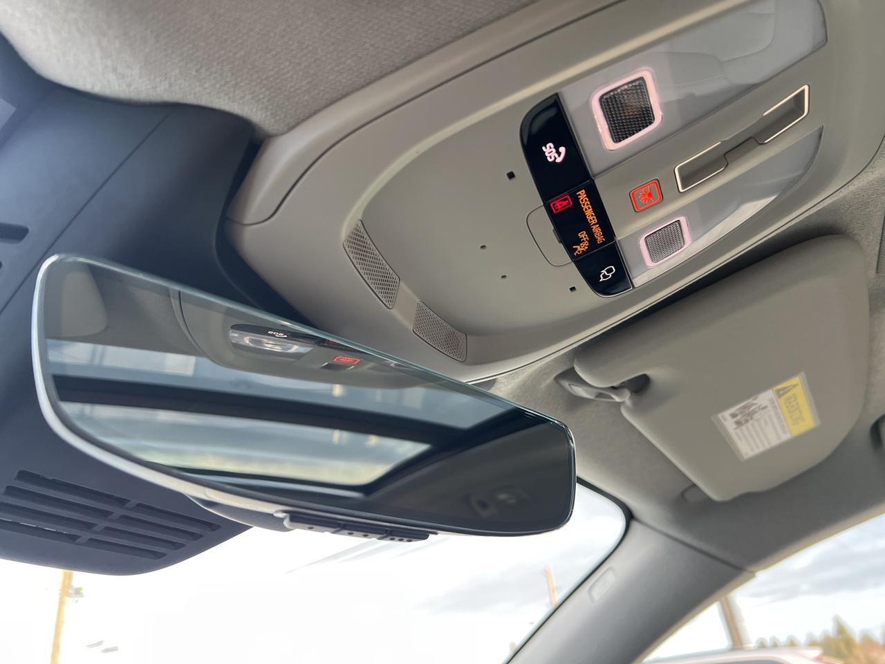 2026 Volvo XC40 B5 Ultra Bend OR