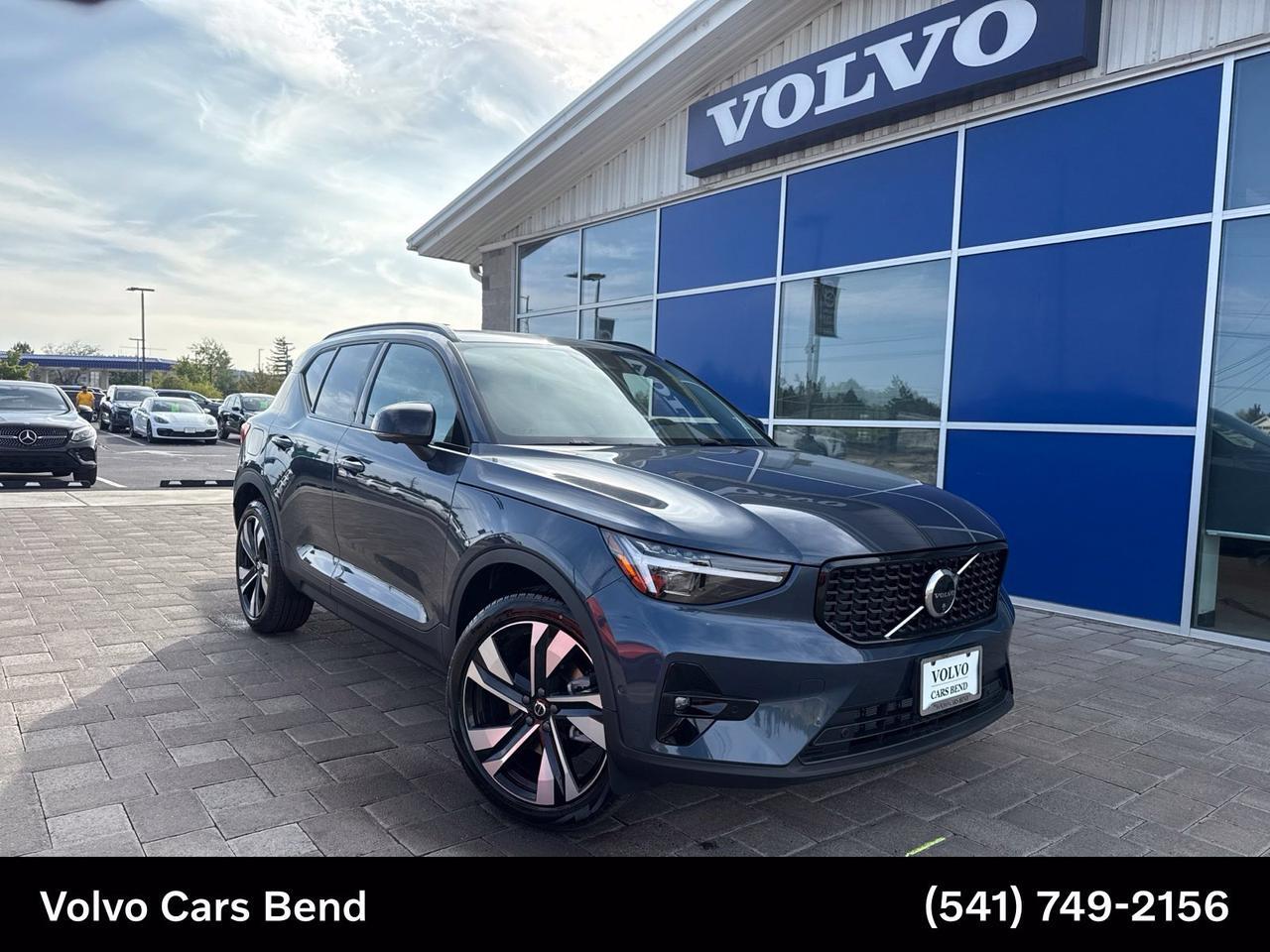 2026 Volvo XC40 B5 Ultra