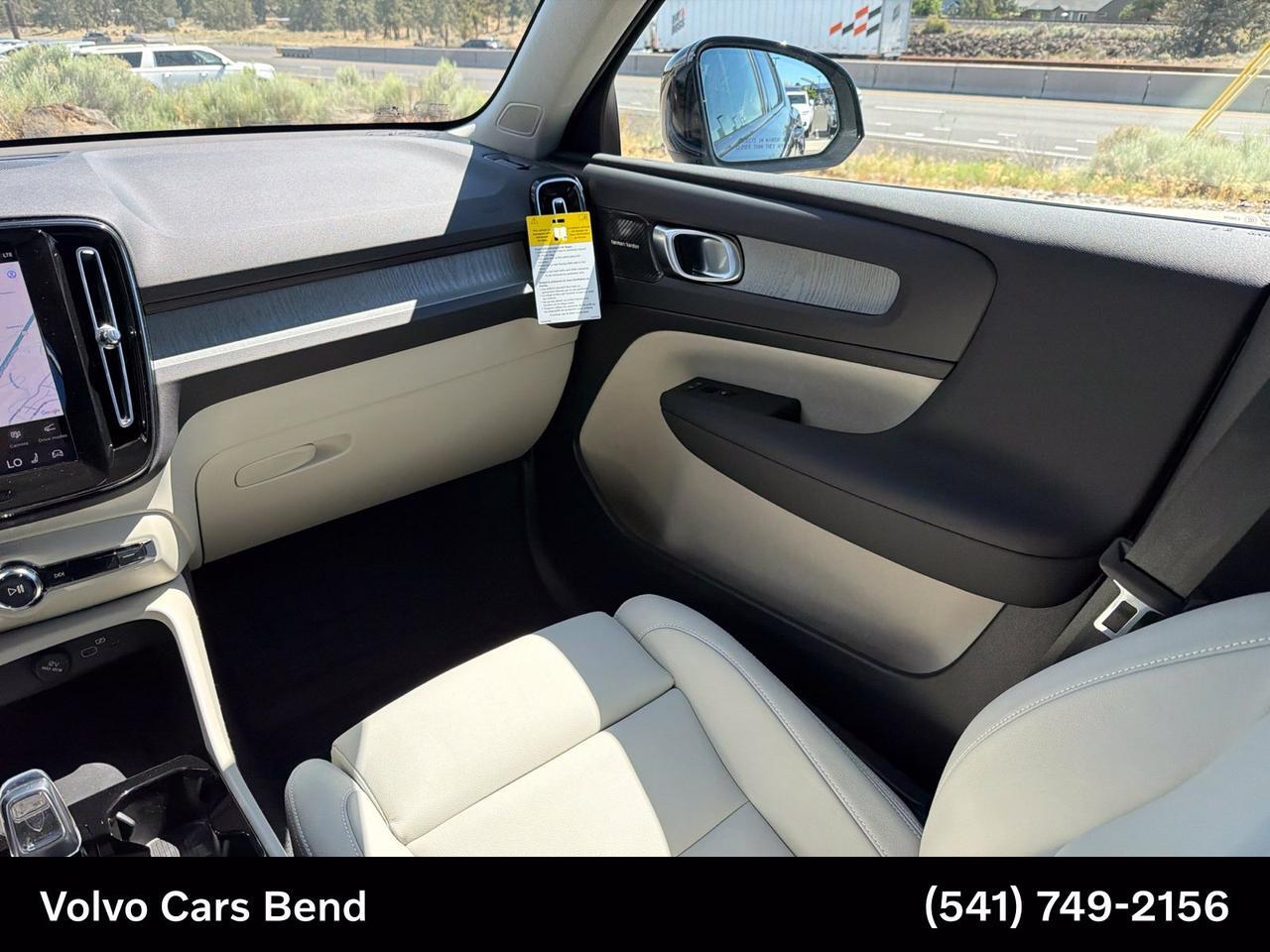 2026 Volvo XC40 B5 Ultra Bend OR
