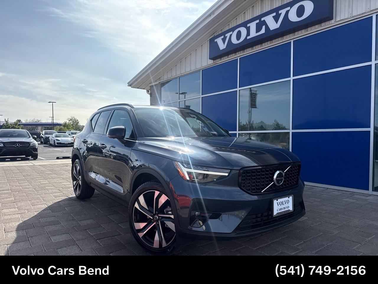 2026 Volvo XC40 B5 Ultra