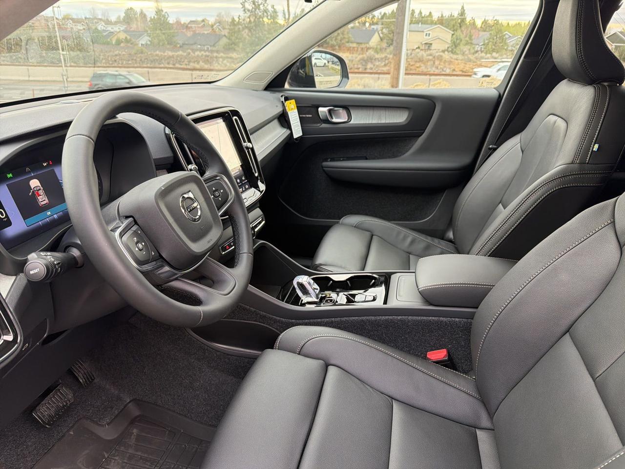 2026 Volvo XC40 B5 Ultra Bend OR