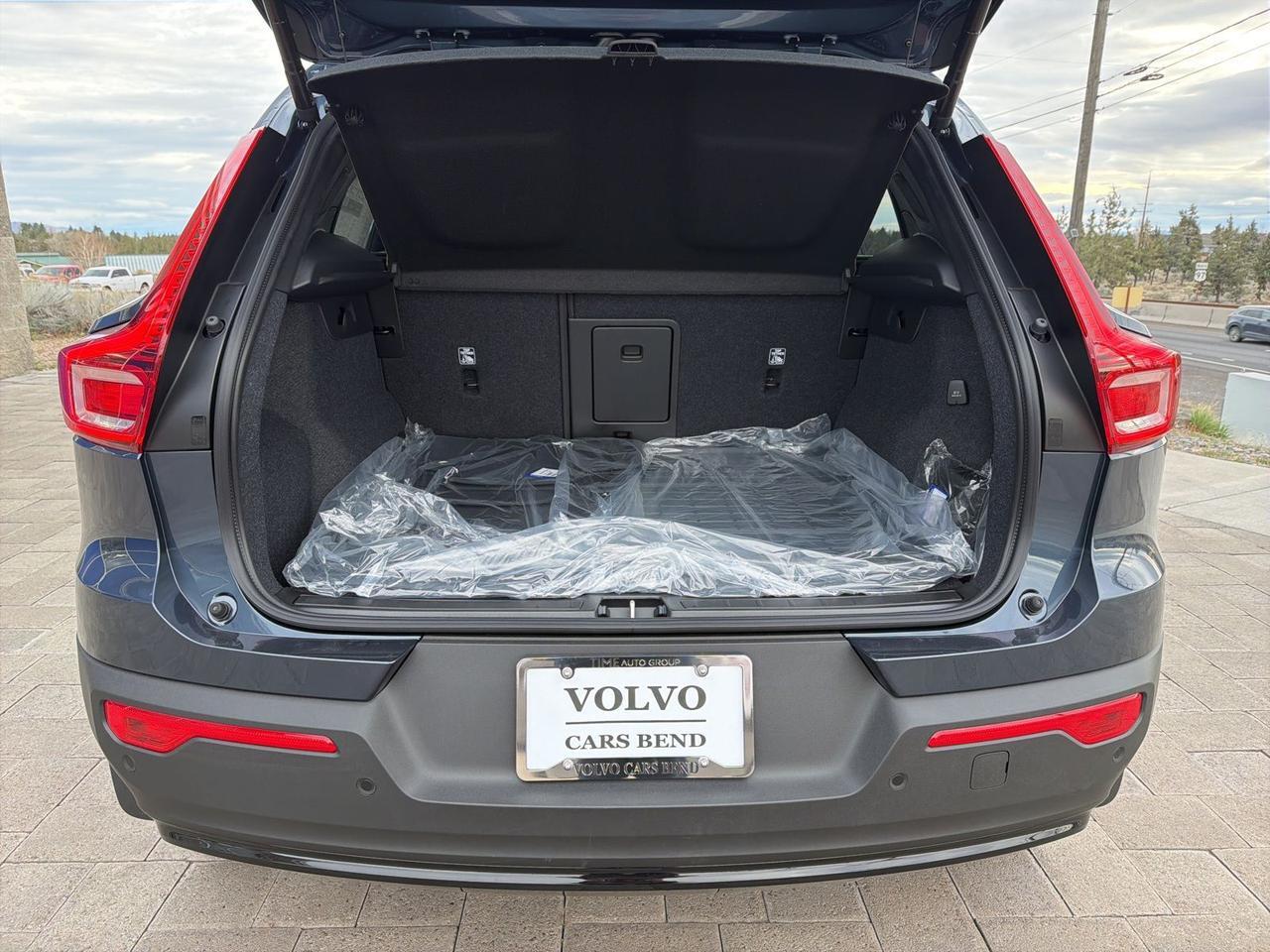 2026 Volvo XC40 B5 Ultra Bend OR