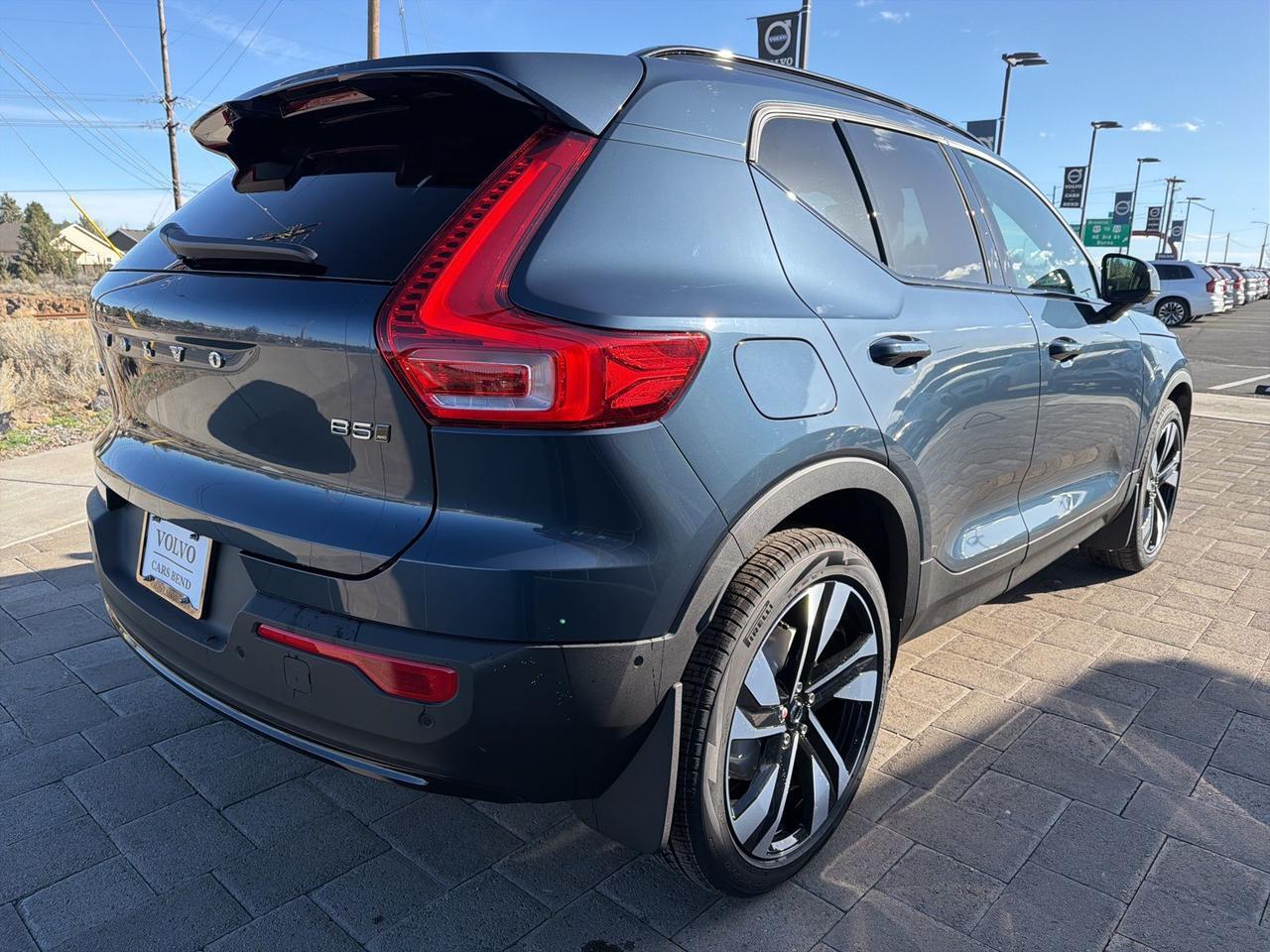 2026 Volvo XC40 B5 Ultra Bend OR
