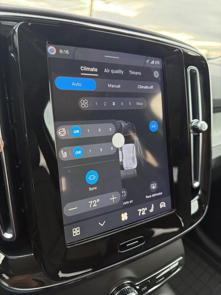 2026 Volvo XC40 B5 Ultra Bend OR