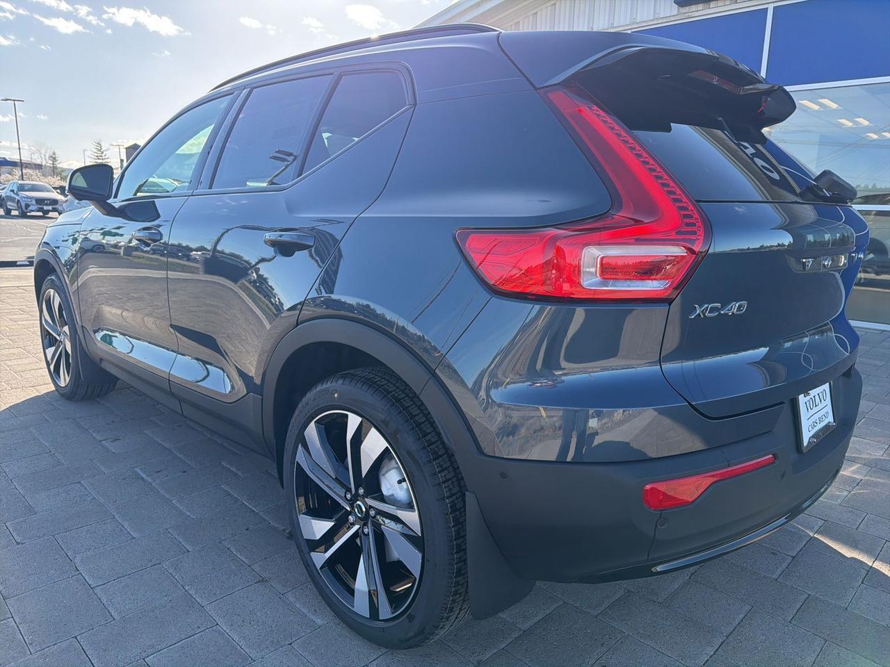2026 Volvo XC40 B5 Ultra Bend OR