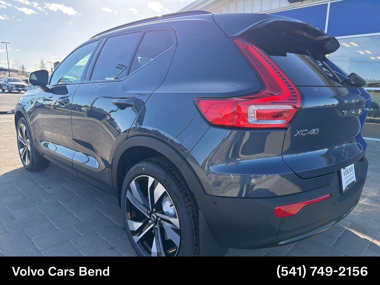 2026 Volvo XC40 B5 Ultra Bend OR