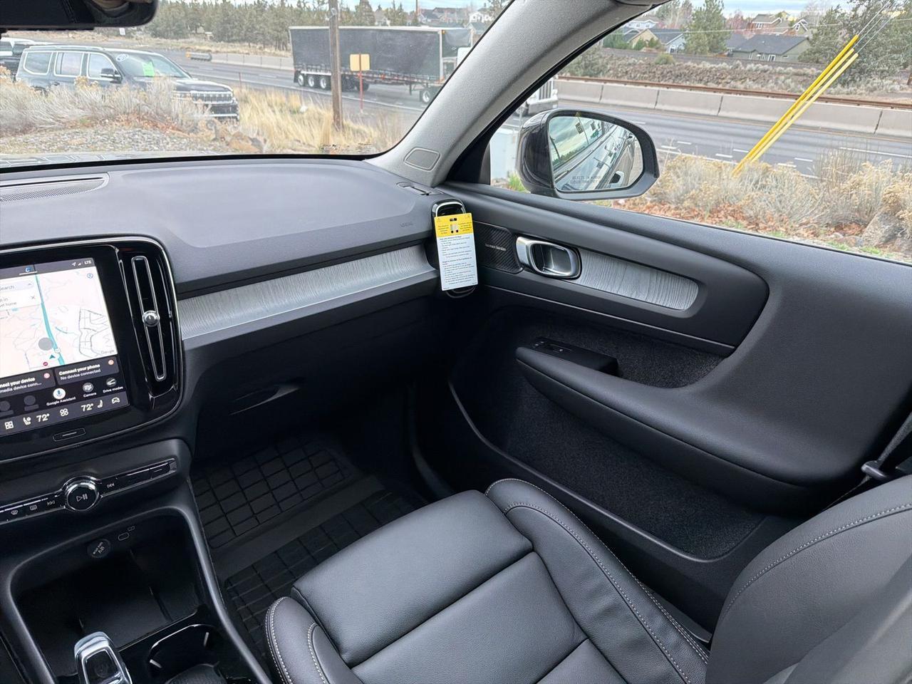 2026 Volvo XC40 B5 Ultra Bend OR