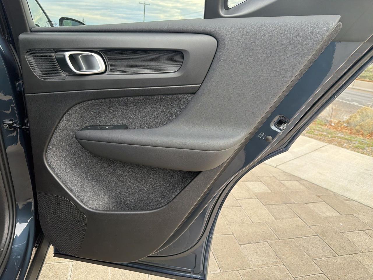 2026 Volvo XC40 B5 Ultra Bend OR