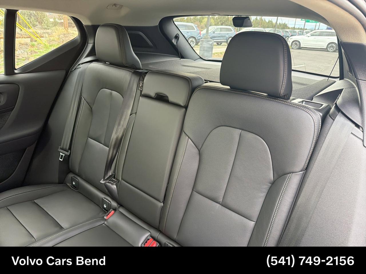 2026 Volvo XC40 B5 Ultra Bend OR