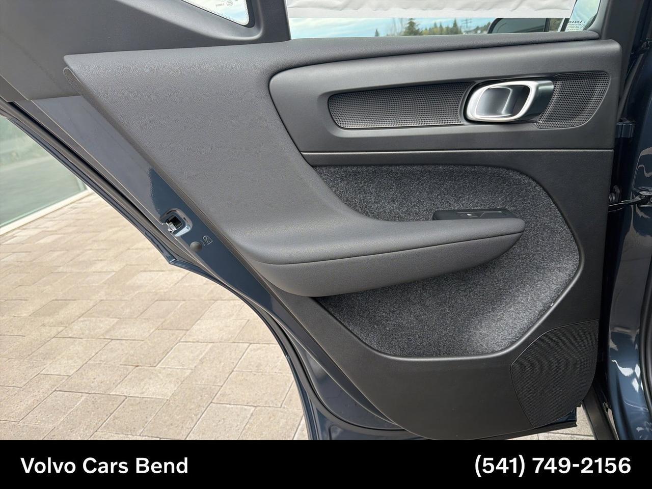 2026 Volvo XC40 B5 Ultra Bend OR