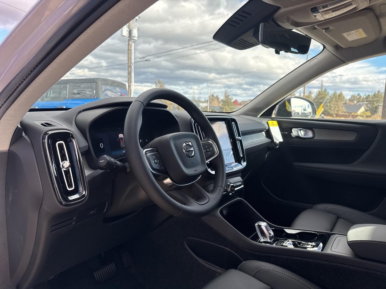 2026 Volvo XC40 B5 Ultra Bend OR