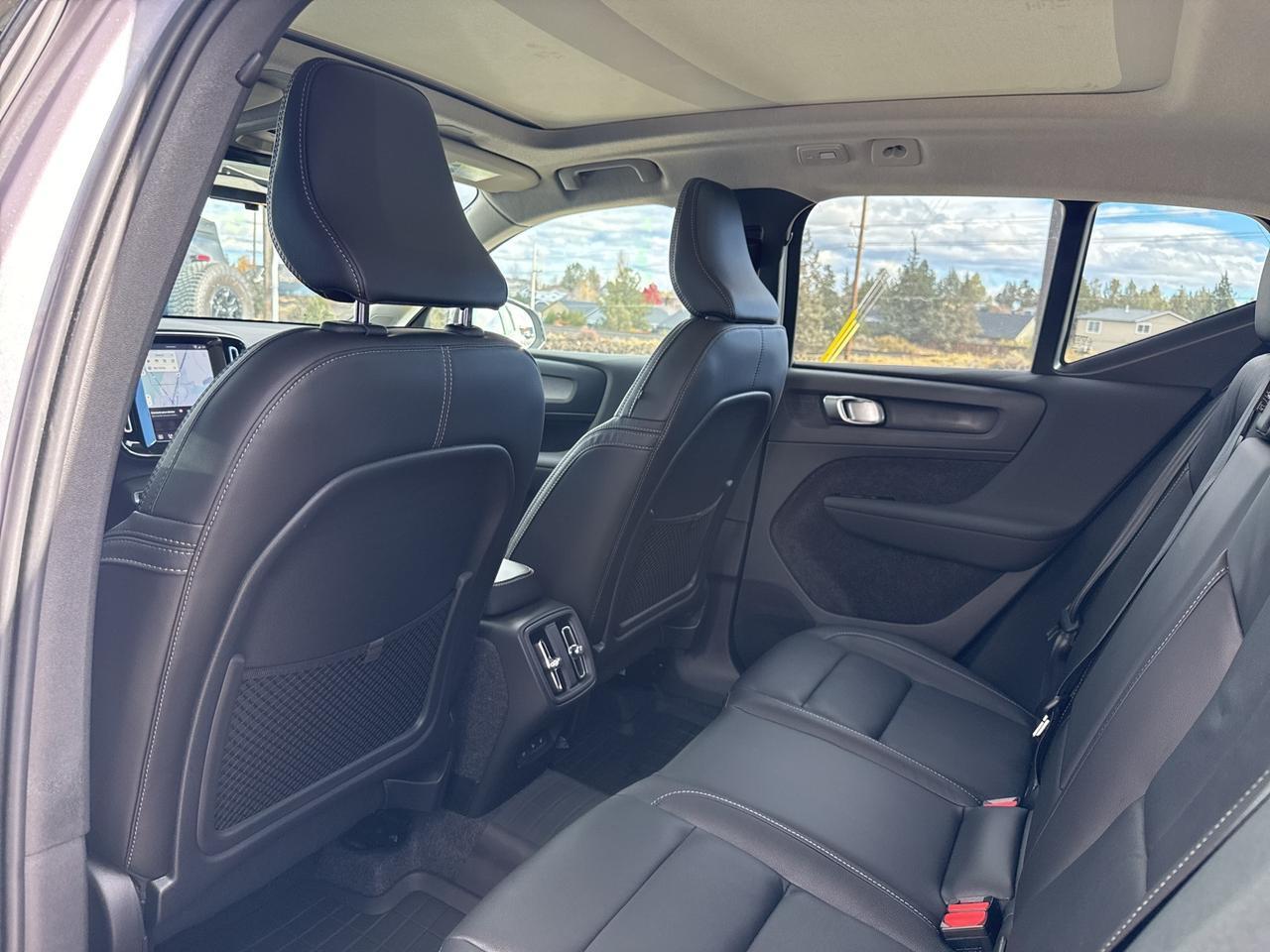 2026 Volvo XC40 B5 Ultra Bend OR