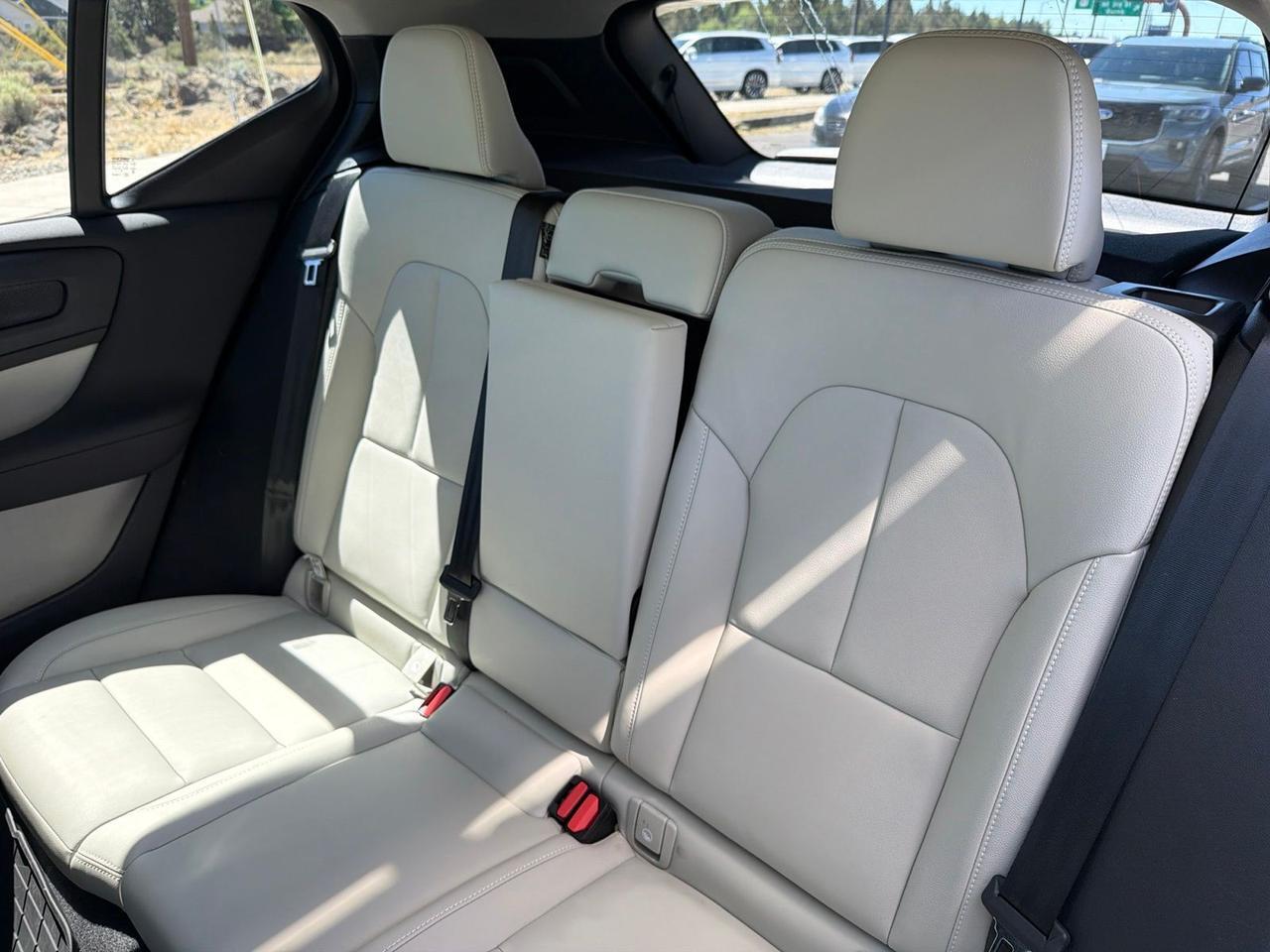 2026 Volvo XC40 B5 Ultra Bend OR