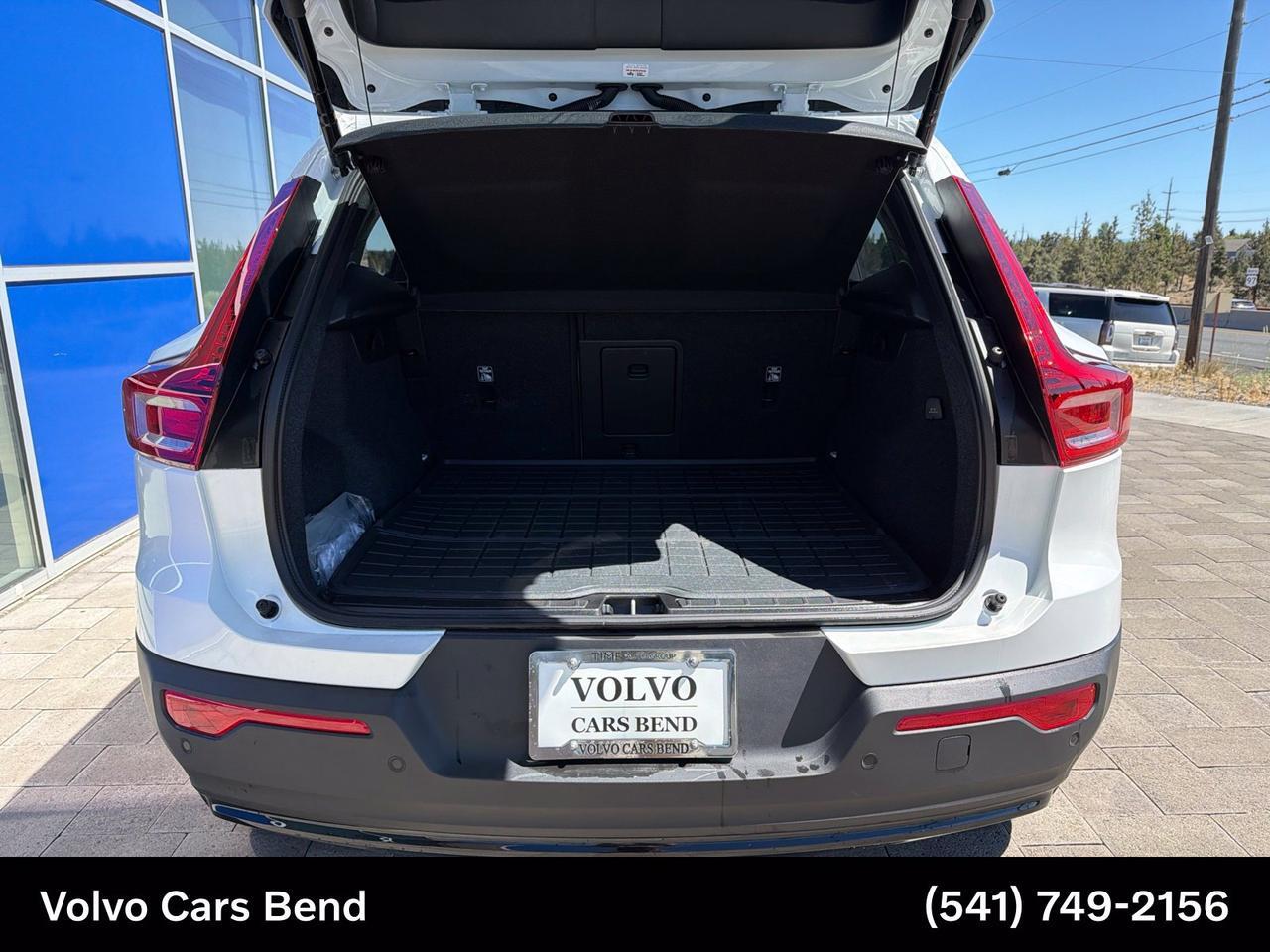 2026 Volvo XC40 B5 Ultra Bend OR