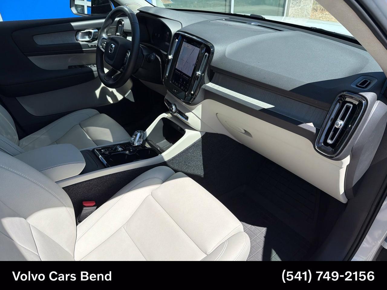 2026 Volvo XC40 B5 Ultra Bend OR