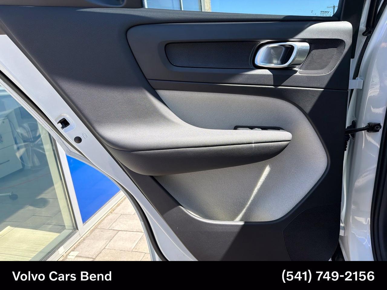 2026 Volvo XC40 B5 Ultra Bend OR