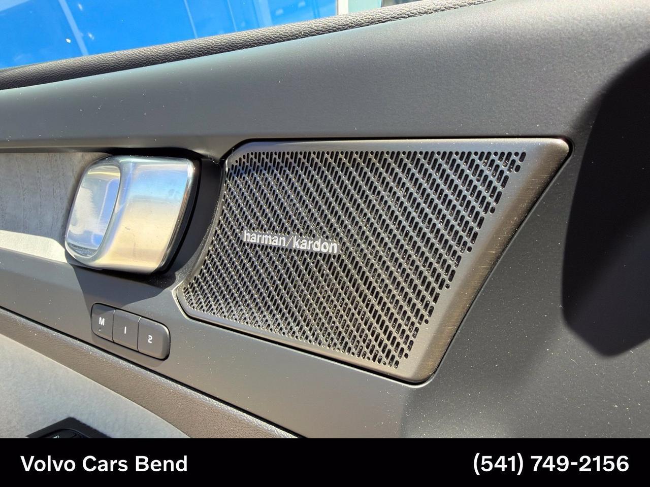 2026 Volvo XC40 B5 Ultra Bend OR