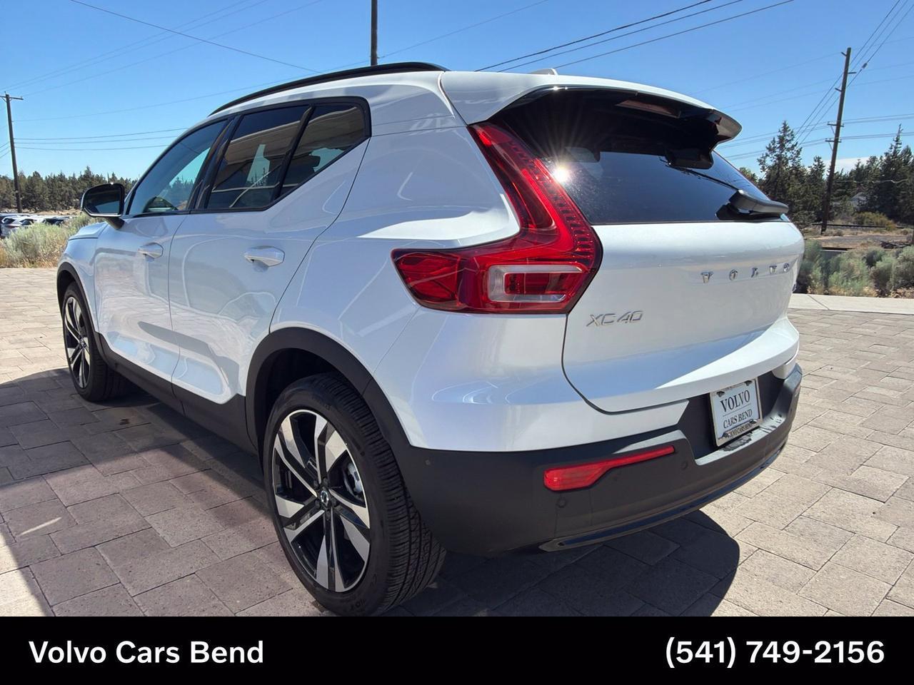2026 Volvo XC40 B5 Ultra Bend OR