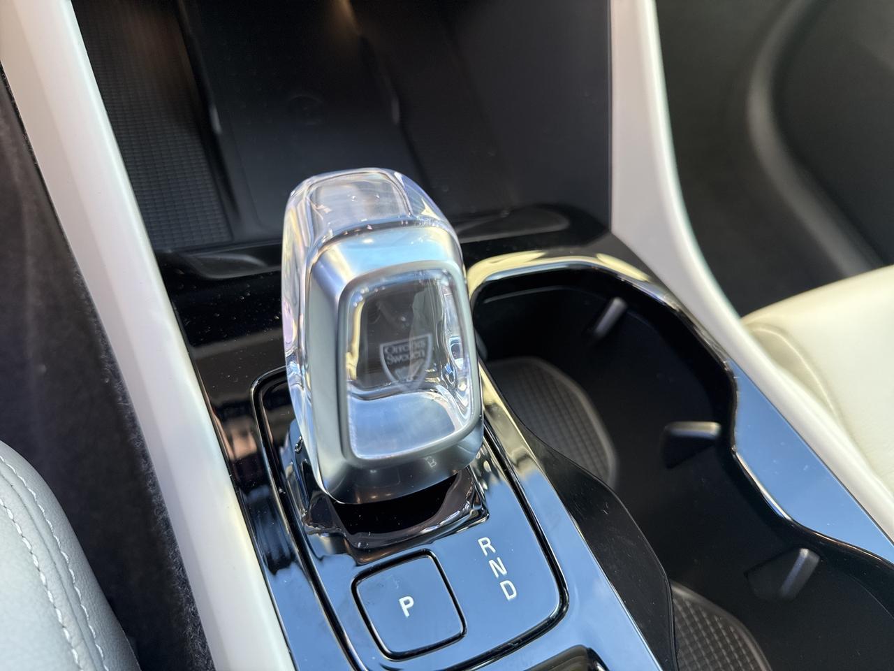 2026 Volvo XC40 B5 Ultra Bend OR