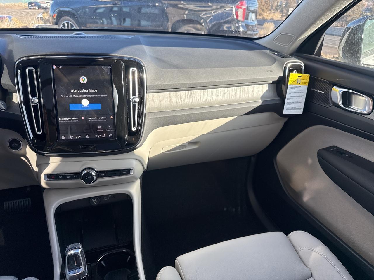 2026 Volvo XC40 B5 Ultra Bend OR