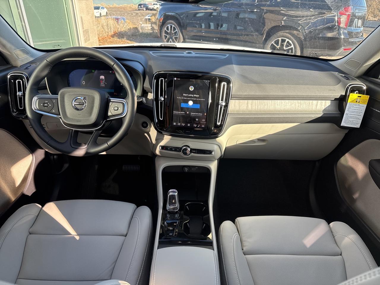 2026 Volvo XC40 B5 Ultra Bend OR