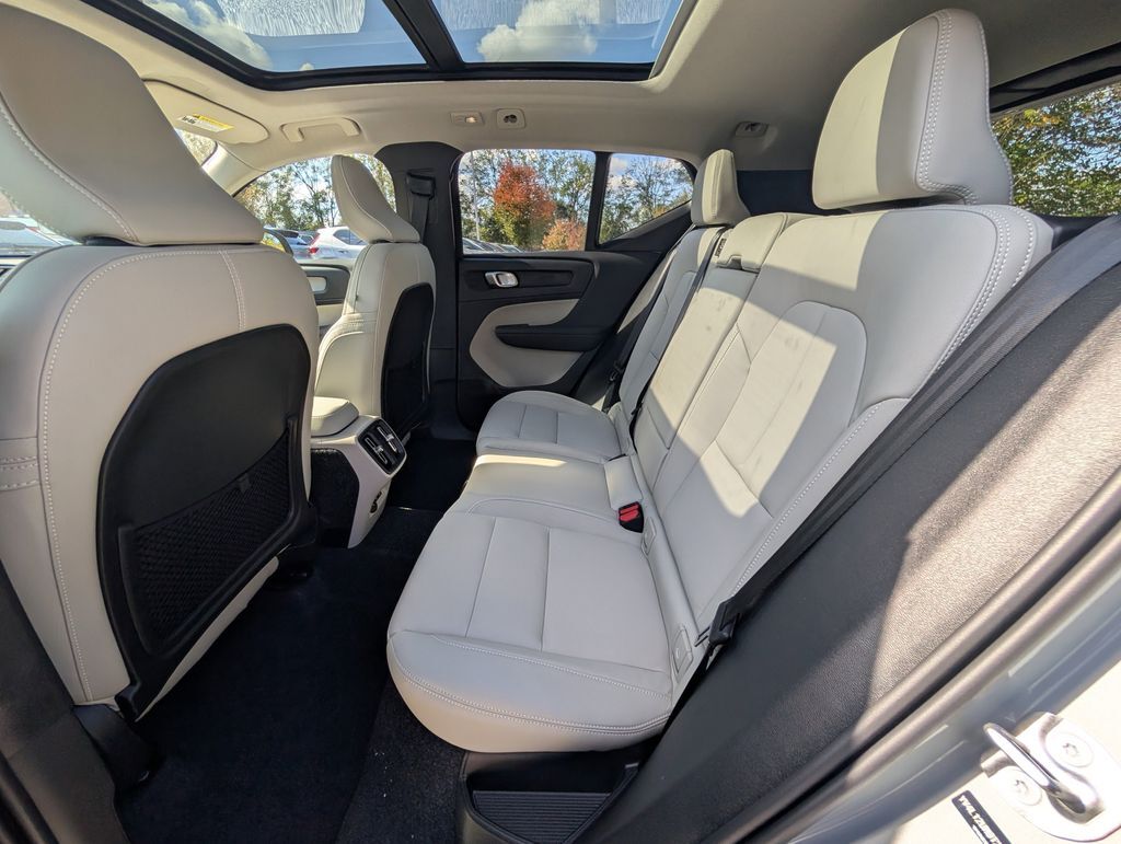 2026 Volvo XC40 B5 Ultra Hunt Valley MD