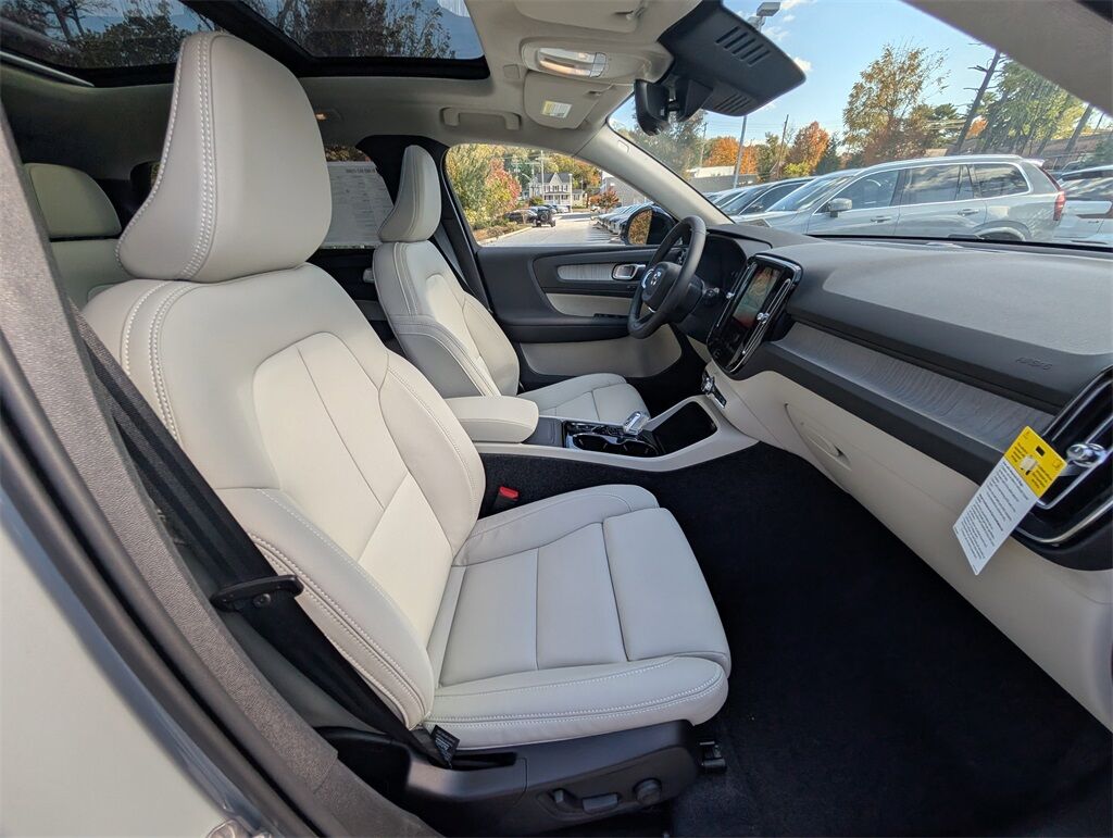 2026 Volvo XC40 B5 Ultra Hunt Valley MD