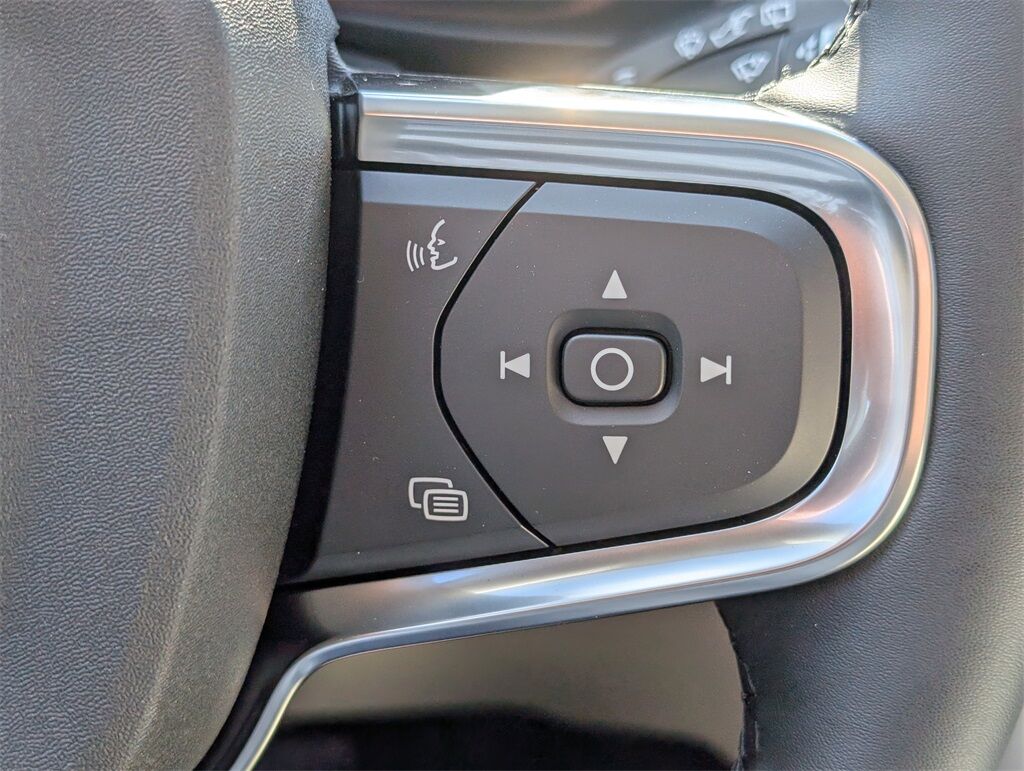 2026 Volvo XC40 B5 Ultra Hunt Valley MD