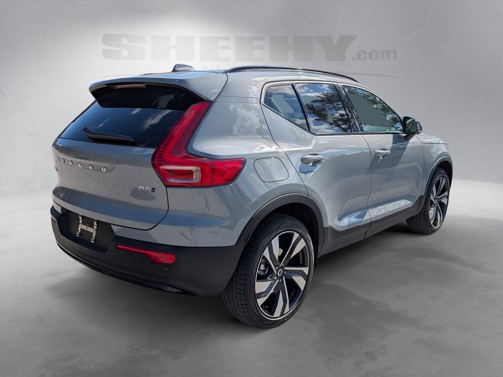 2026 Volvo XC40 B5 Ultra Hunt Valley MD