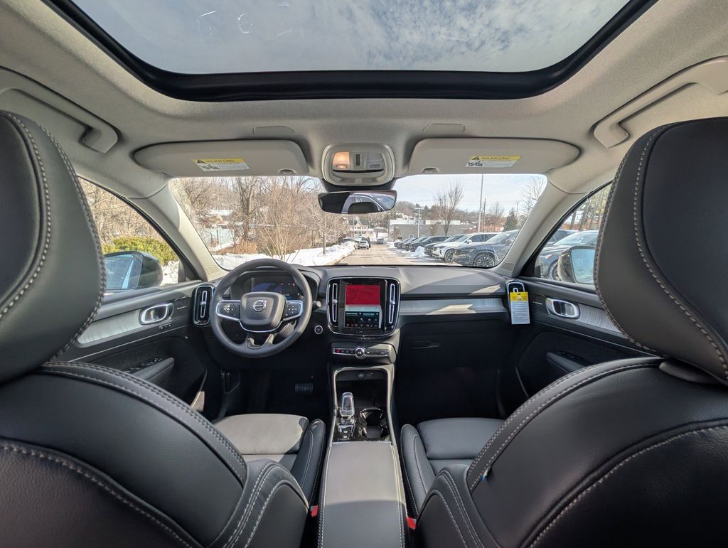 2026 Volvo XC40 B5 Ultra Hunt Valley MD