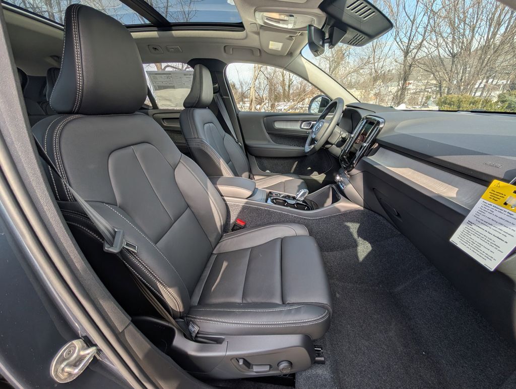 2026 Volvo XC40 B5 Ultra Hunt Valley MD